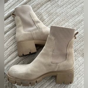 Steve Madden tan booties